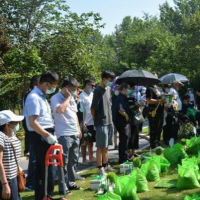 173个家庭参与，安葬205具骨灰，生态树葬成为郑州绿色新风尚
