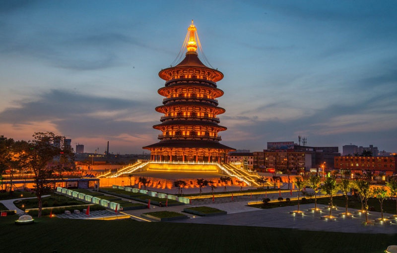 10-3洛阳产业转型升级.jpg