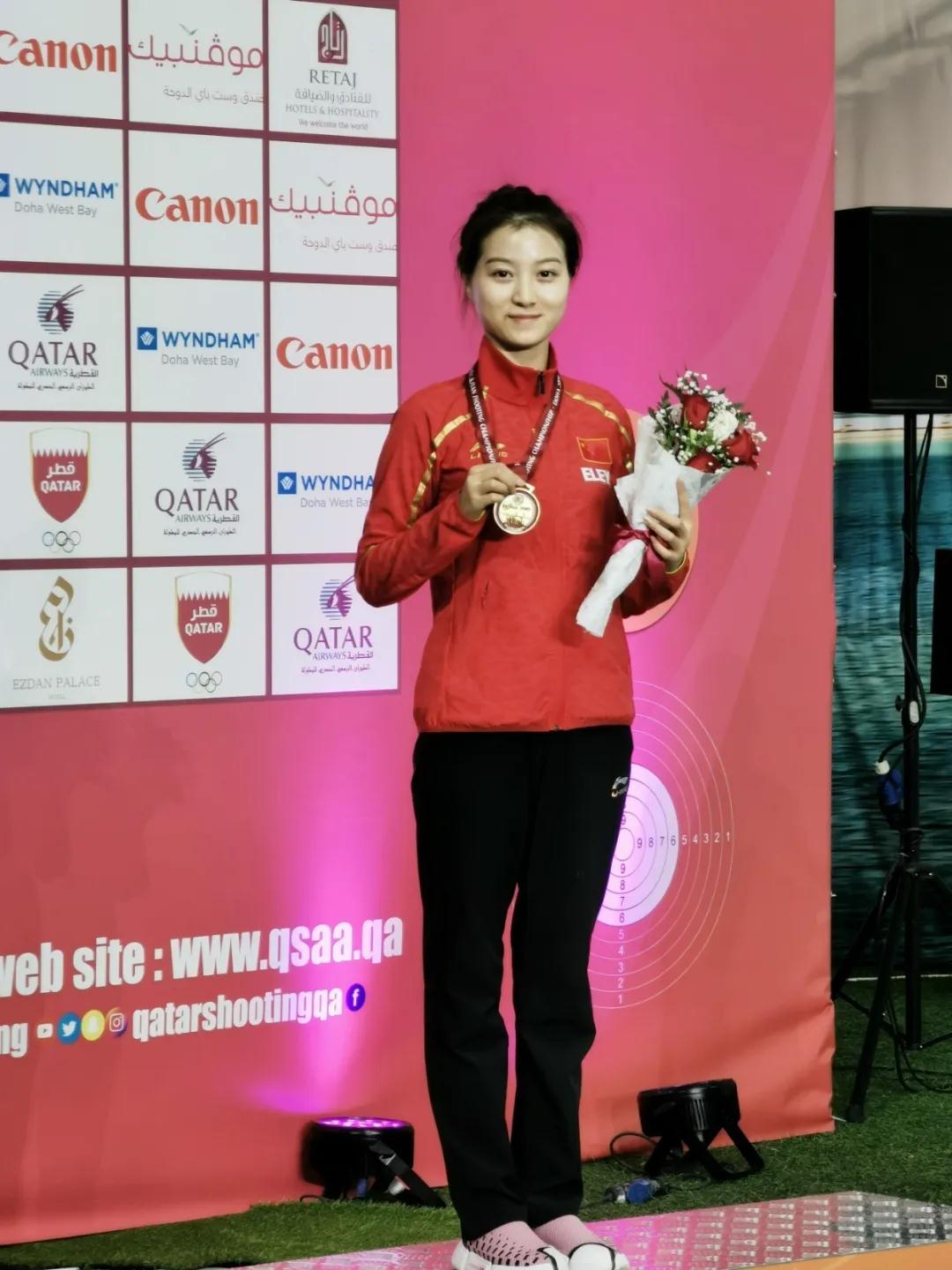 史梦瑶.jpg