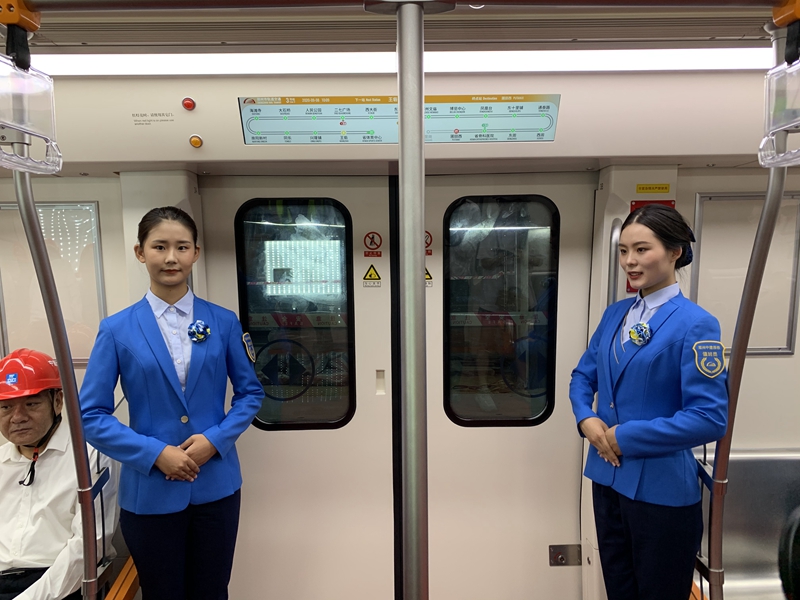 刚刚郑州地铁3号线开始试运行