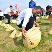 体育扶贫助力乡村振兴 | 农民健身大会 欢乐送到田间