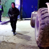 唐河县城管局从严从重打击渣土运输违法行为