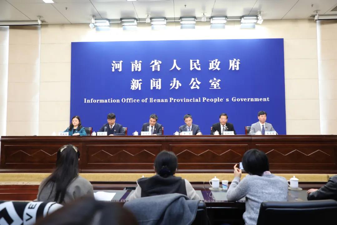 1610695948379.jpg 教师.jpg