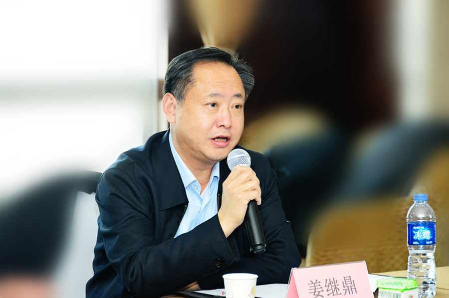 姜继鼎勉励河南设计团队