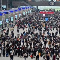 清明假期首日 中铁郑州局发送旅客65.6万人 创2020年以来客流最高峰