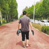 周口市民牛志伟：湖中勇救四人