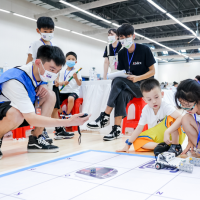 “体教融合”遇上科技助力 WER世界教育机器人大赛再现郑州