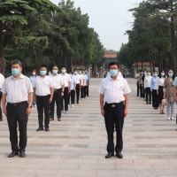 新乡市退役军人事务局举行抗战胜利纪念日“铭记历史 致敬英雄”主题纪念活动