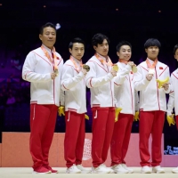 体操世锦赛中国男团夺冠
