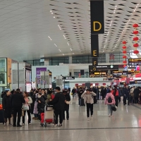 受冻雨冰粒等天气影响 郑州机场40多个航班取消