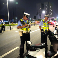 7月份以来，郑州查处涉及“飙车炸街”各类交通违法行为587起