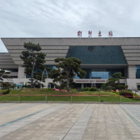 中秋假期 铁路郑州站加开92列临客列车