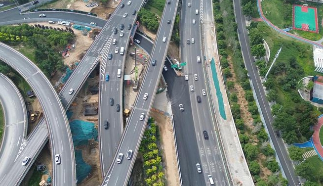 郑州经开区经北四路东四环高架匝道开通启用