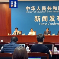 教育部：幼儿园聘任工作人员需做背景查询和健康检查