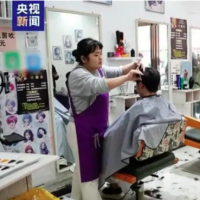 郑州也有晓华同款理发店了？取名：“听懂话的理发店” 