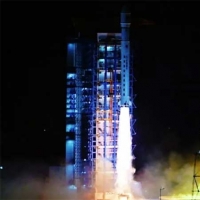 手机报·早报丨一箭四星！“中原2号”等4颗卫星成功发射；被大量侵权！胖东来，深夜发文求助