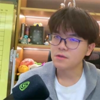手机报·早报丨周鸿祎宣布：将送100辆国产新能源车；铁路部门试行遗失物品快运送回服务