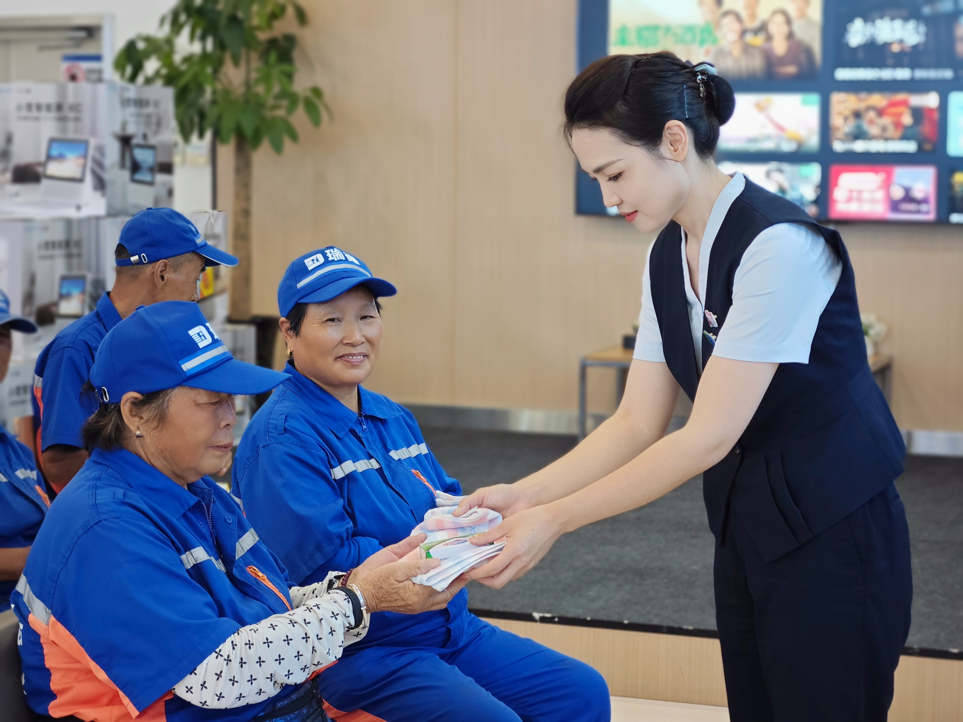 1747488328150.png 图片1.png
