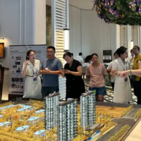 手机报·晚报丨多地政策加码，助力楼市“金九银十”；河南出台新规破解电动汽车充电“焦虑”