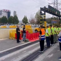 手机报·早报丨暴雨预警持续，河南多家景区关闭；黄岩岛将新建国家级自然保护区