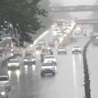 手机报·早报丨河南33个暴雨、雷暴大风等预警信号生效中；规范供应商账款支付 17家车企积极响应