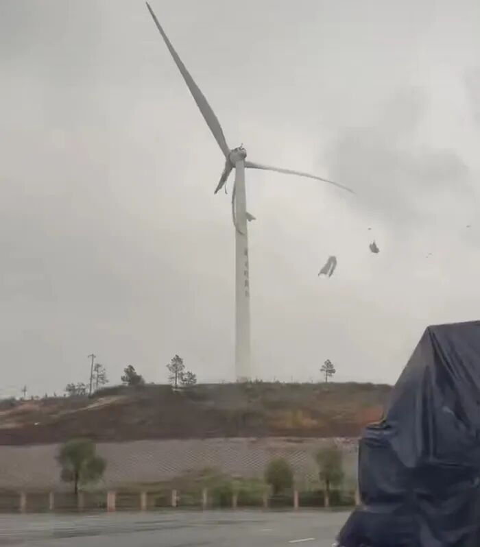 1762764526517.jpg 发电机.jpg