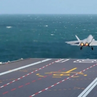 手机报·早报丨俞敏洪的全员信，为啥没得到员工共情？三亚通报“海滩拍照被骚扰尾随”