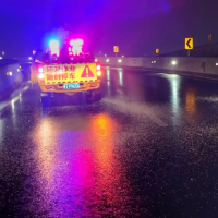 手机报·早报丨三预警齐发！重大气象灾害应急响应升级；春运火车票开售，买错票可限时免费退