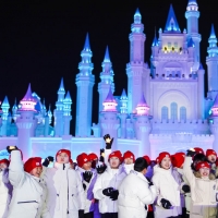 手机报·晚报丨春节旅行市场提前进入旺季；河南即将进入“两会”时间