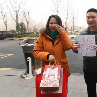 手机报·早报丨金价暴跌，刚买的金饰能退吗？全省大部霾天气将持续至4日