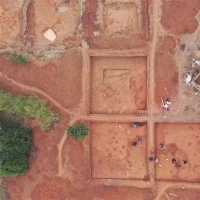 手机报·早报丨AI打开2026年新春消费新空间；医院通报“直播暴露女患者隐私部位”