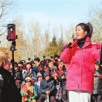 艺术的生命在人民中间（新春走基层）