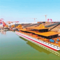 “河南造”最大船舶信阳成功吉水
