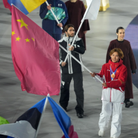 手机报·早报丨新一轮设备更新已陆续启动；三亚飞北上广深机票逼近万元