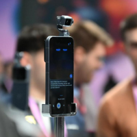 手机报·晚报丨机器人手机来了！AI智能体加速应用；今年再安排1000亿元育儿补贴