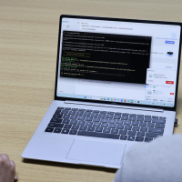  别人“盘”龙虾，中国移动河南公司帮你“养”龙虾自由