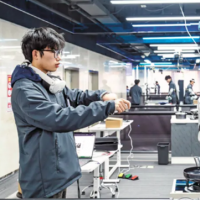 手机报·晚报丨早就自动化了 为啥“手搓经济”能火；18项活动+6条线路！信阳激活春茶季文旅消费