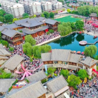 手机报·晚报丨“五一”假期出游预订升温；美国海关4月20日将启动关税退款