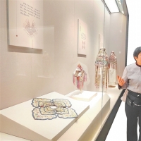 保洁阿姨带逛博物馆（“草根”讲解员的文化追寻）