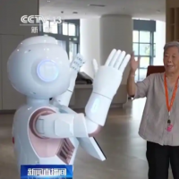 今年我国养老机器人市场规模将破百亿元