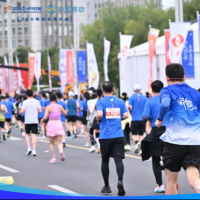 真中！2026郑马圆满落幕全球通逐马计划全程守护奔跑之路