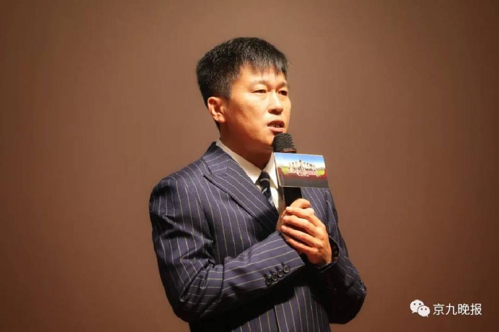 电影《驻村第一书记》导演康红立